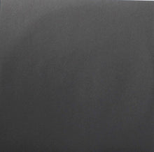 Load image into Gallery viewer, Knives (2) : Switchblade Princess (7",45 RPM,Limited Edition)
