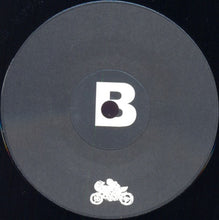 Load image into Gallery viewer, Defektro : Hard Luck Heart (7",33 ⅓ RPM,Limited Edition)
